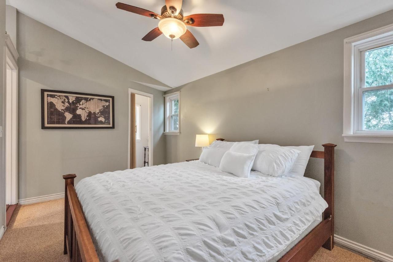 Amazing Lakefront Retreat On Long Lake! Home Portage Esterno foto
